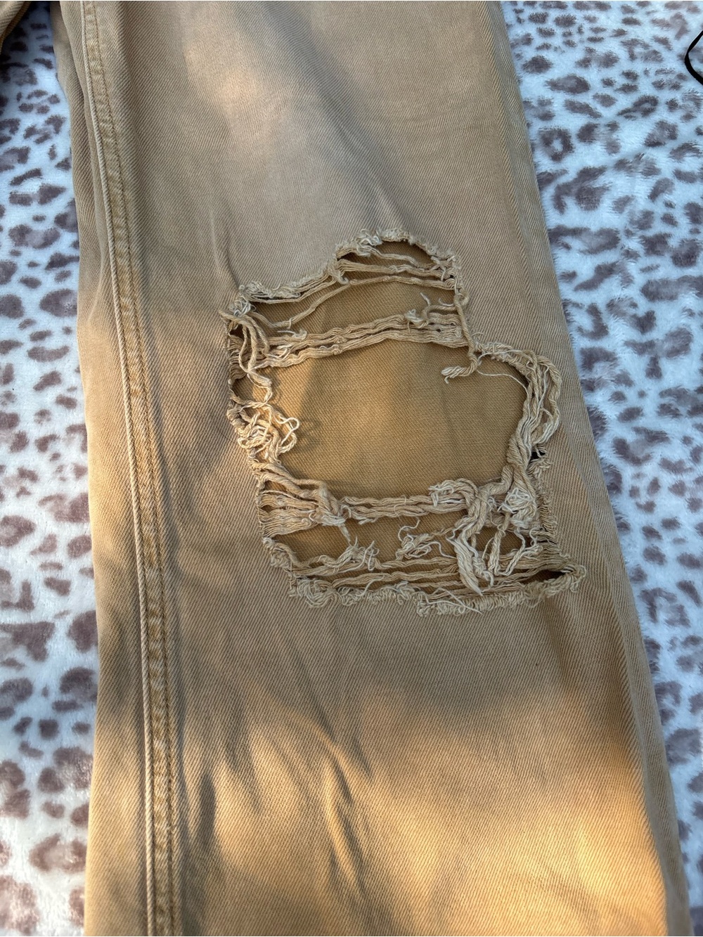 Vervet Size 28 Distressed Women's Jeans Tan Ripped Straight Leg - Picture 2 of 7